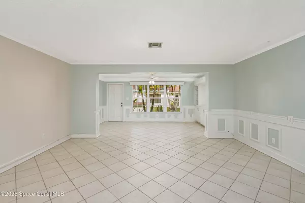 Satellite Beach, FL 32937,204 Queens CT