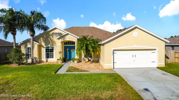 325 Barrymore DR, Rockledge, FL 32955