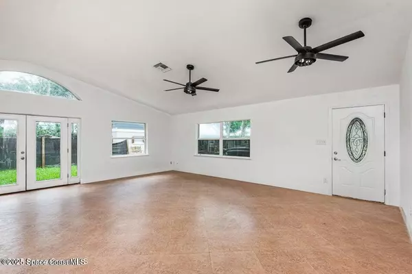 Geneva, FL 32732,4085 Cypress BND