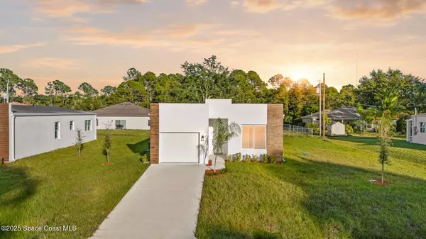 3148 Slama AVE SE, Palm Bay, FL 32909