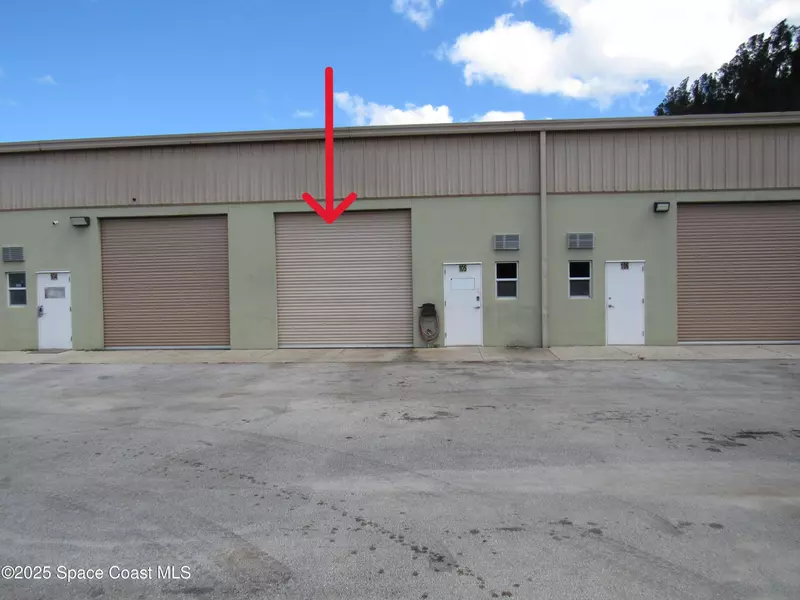 658 Atlantis RD #105, Melbourne, FL 32904