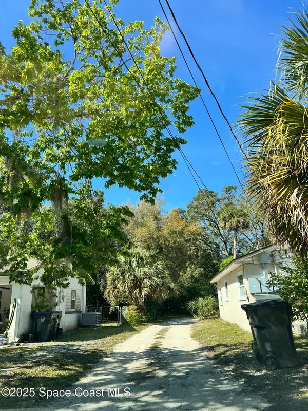 Titusville, FL 32796,420 Rockpit RD #A