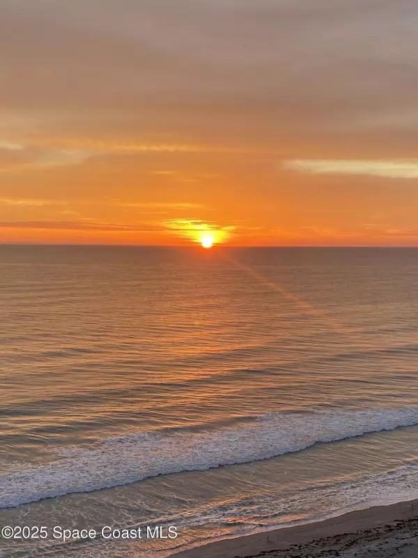 Indialantic, FL 32903,877 N Highway A1a #506