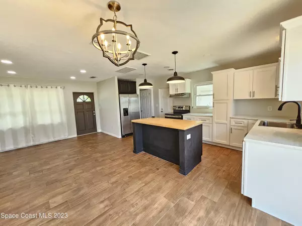 Cocoa, FL 32927,6210 Edison ST