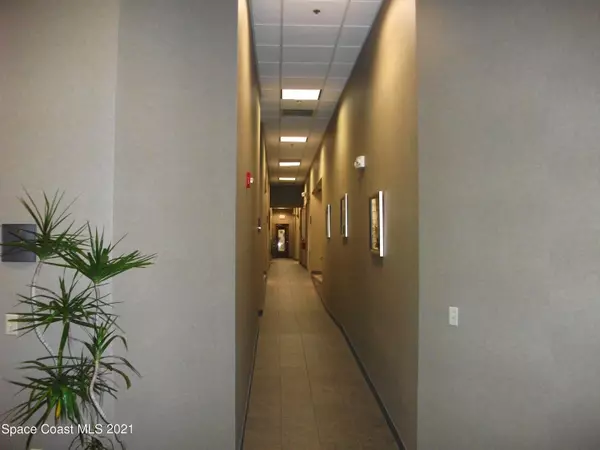 Melbourne, FL 32935,2226 Sarno RD #100