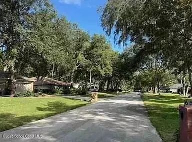 Lakeland, FL 33811,6572 Forestwood DR W