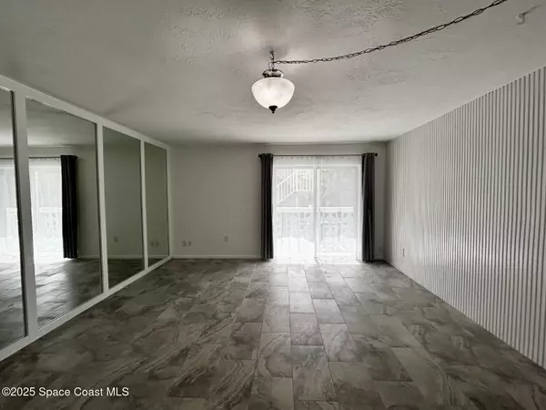 Cape Canaveral, FL 32920,223 Columbia DR #231