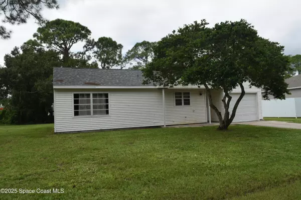 1234 Randy AVE SE, Palm Bay, FL 32909