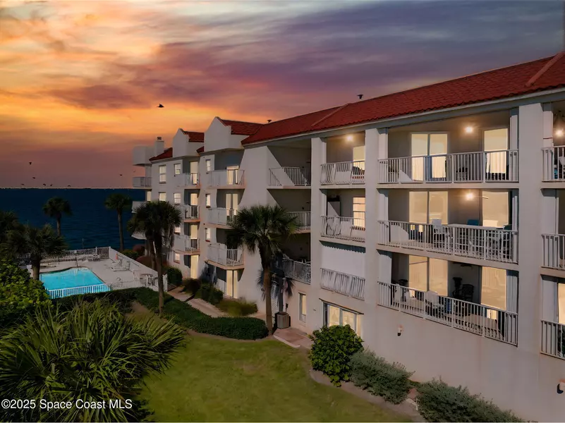 3360 S Atlantic AVE #304, Cocoa Beach, 32931