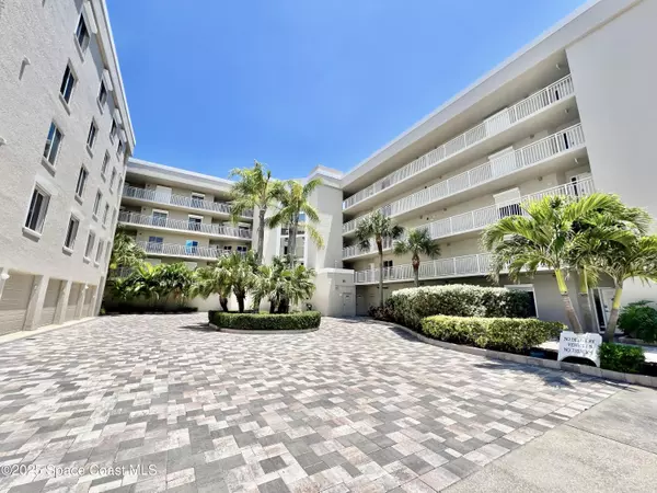 Cape Canaveral, FL 32920,425 Buchanan AVE #406