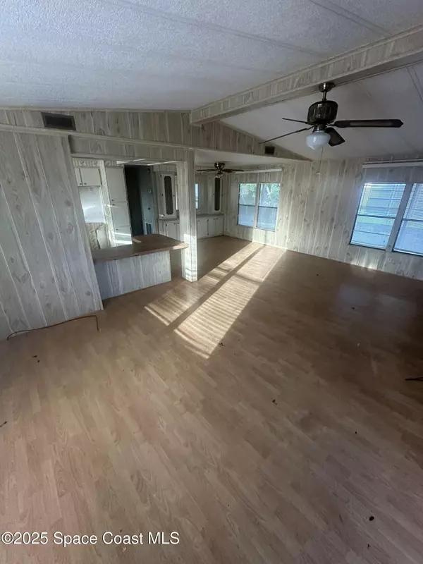 Barefoot Bay, FL 32976,434 Royal Tern DR