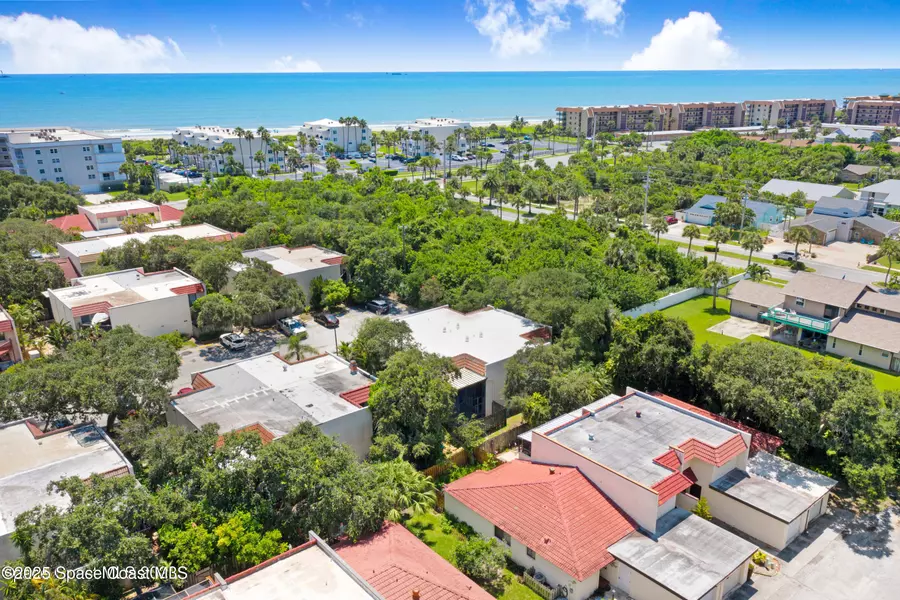 8703 Jasmine CT, Cape Canaveral, FL 32920