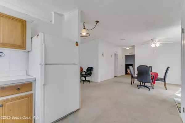 Cocoa, FL 32926,300 Beech CT