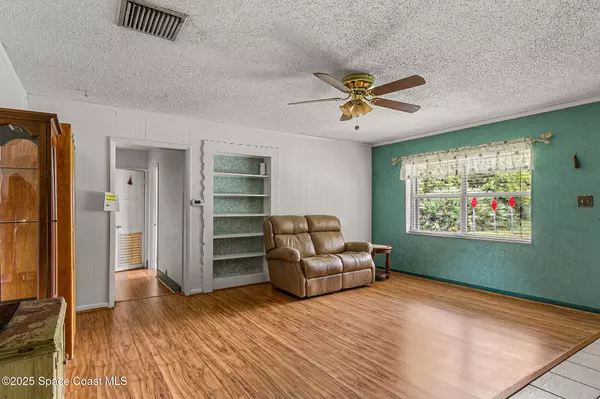 Melbourne, FL 32935,550 Hoot Owl CT