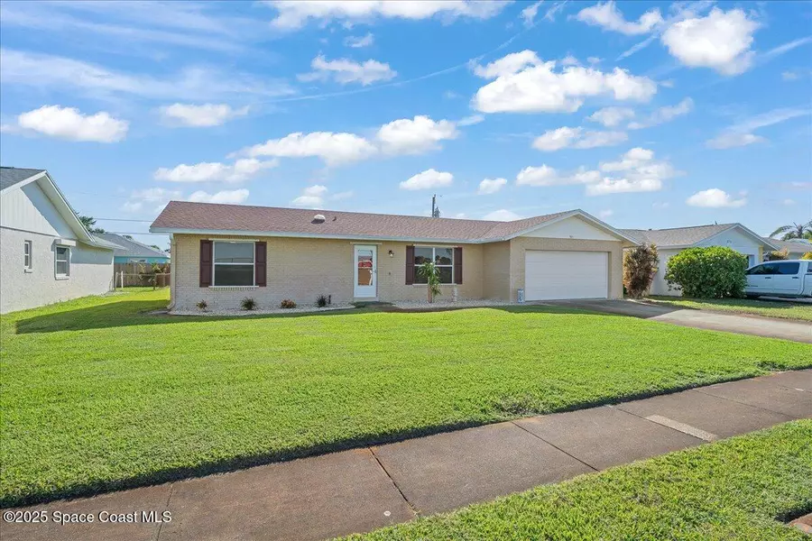 365 Jackson AVE, Satellite Beach, FL 32937