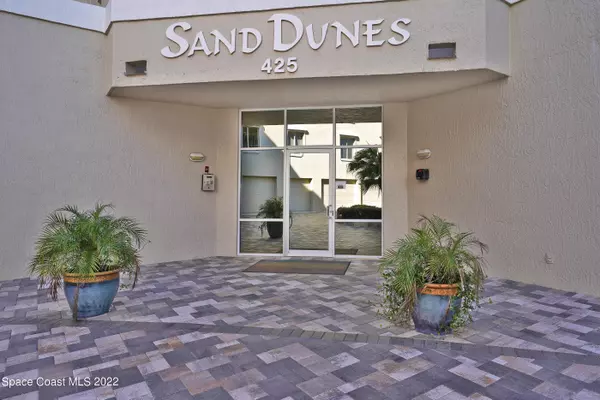 Cape Canaveral, FL 32920,425 Buchanan AVE #302