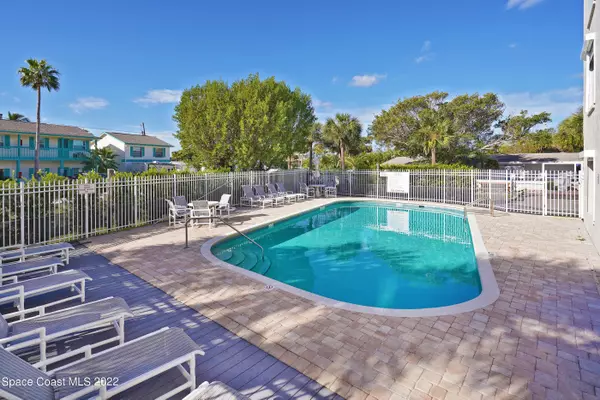 Cape Canaveral, FL 32920,425 Buchanan AVE #302