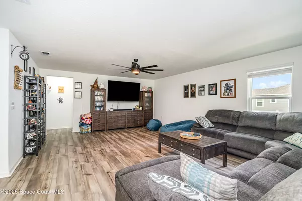 Palm Bay, FL 32909,506 Glaspell CIR SE