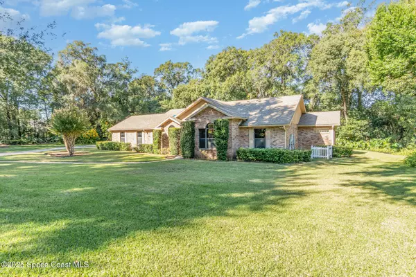 Deland, FL 32720,1554 E Silver Hammock