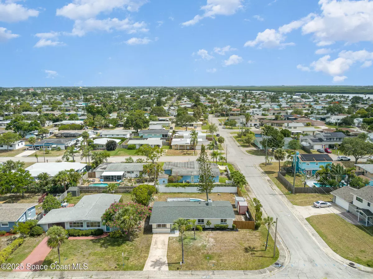 Merritt Island, FL 32953,380 Sabal AVE