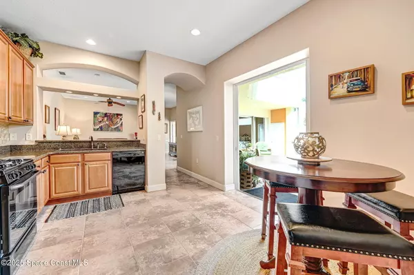 Cape Canaveral, FL 32920,560 Casa Bella DR #1603