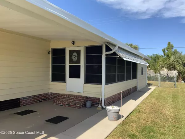 Palm Bay, FL 32905,2329 Coconut Palm DR NE