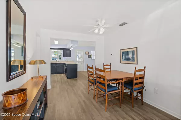 Indian Harbour Beach, FL 32937,410 Emerald DR S