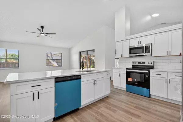 Palm Bay, FL 32909,282 Awin CIR SE