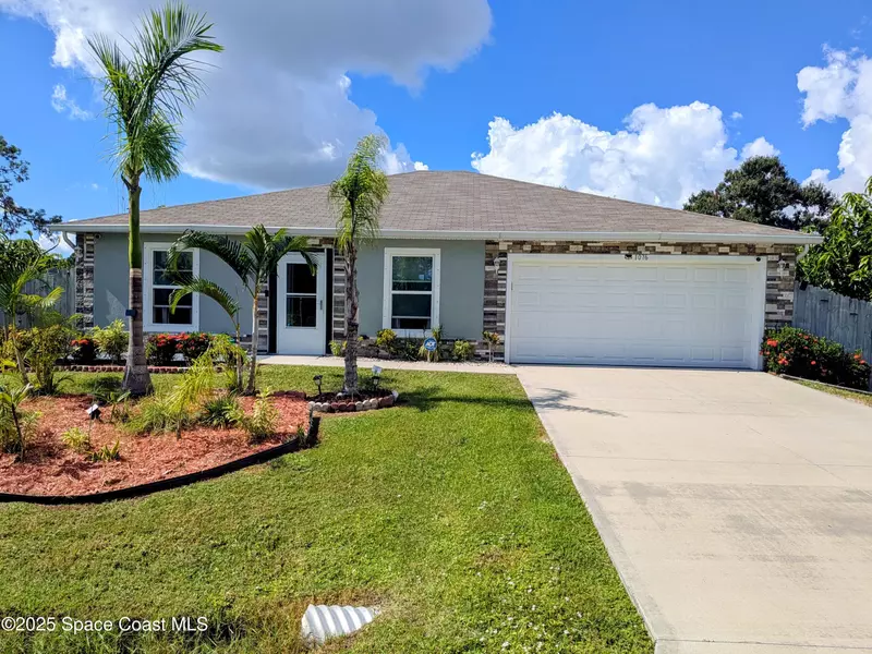 1076 Alminar AVE SE, Palm Bay, FL 32909