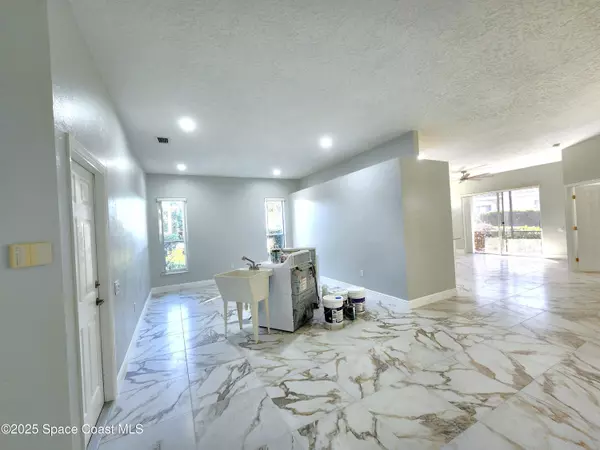 Melbourne, FL 32940,501 Carmel DR