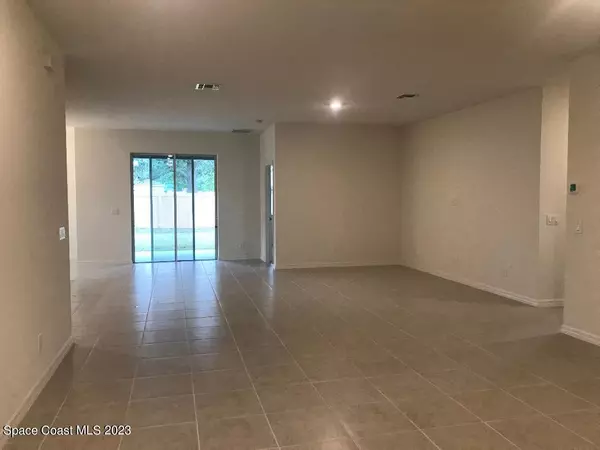 Palm Bay, FL 32909,750 August ST SE