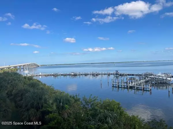 Titusville, FL 32796,5 Indian River AVE #402