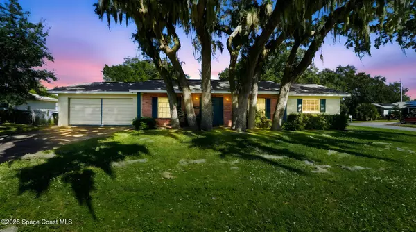 880 Pilgrim DR, Titusville, FL 32780