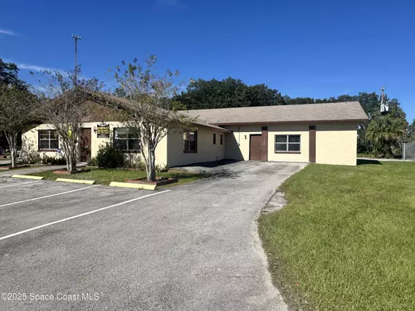 3300 Bobbi LN, Titusville, FL 32780