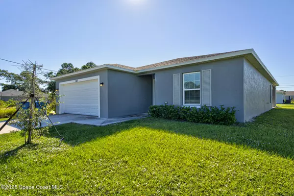 Palm Bay, FL 32909,318 Silver Frost ST SE