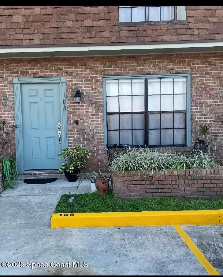 Palm Bay, FL 32905,1300 Arlington LN NE #108