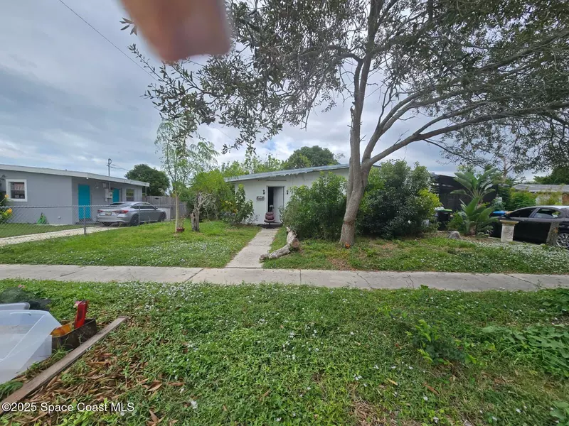 3050 Bailey TER NE, Palm Bay, FL 32905
