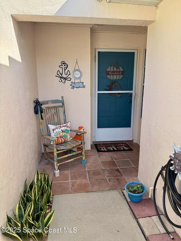 Indian Harbour Beach, FL 32937,53 Anchor DR