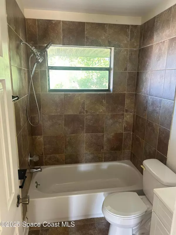 Melbourne, FL 32935,19 Ella ST E #D