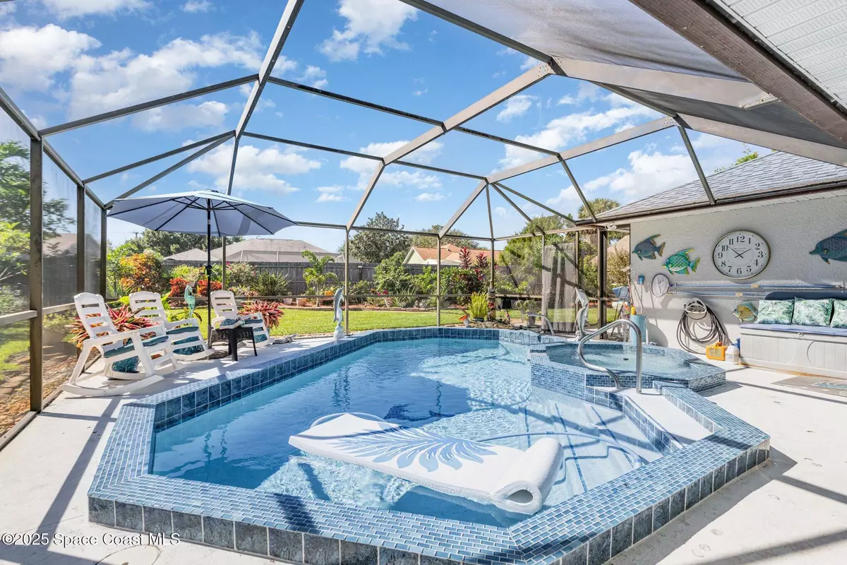 Rockledge, FL 32955,879 Evergreen PL