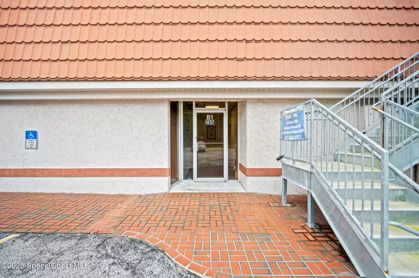 Merritt Island, FL 32952,255 Fortenberry RD #B1