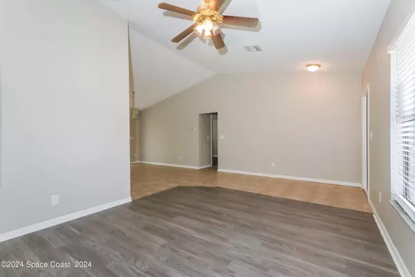 Vero Beach, FL 32968,1155 31st AVE SW