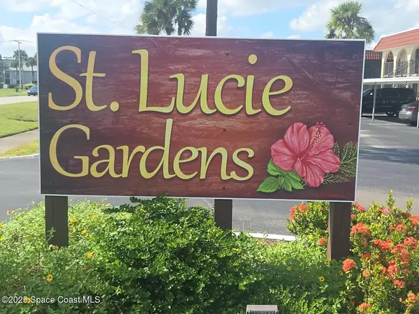 Cocoa Beach, FL 32931,201 Saint Lucie LN #205