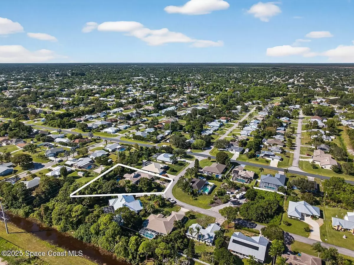 Sebastian, FL 32958,482 Arbor ST
