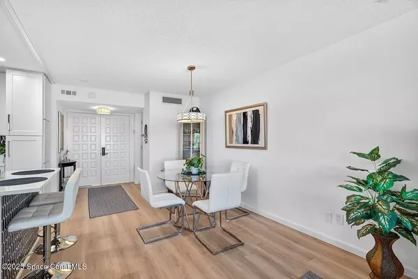 Stuart, FL 34996,1800 SE Saint Lucie BLVD #7-307