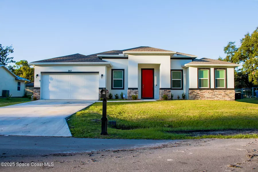 843 NW Sorrel ST NW, Palm Bay, FL 32907