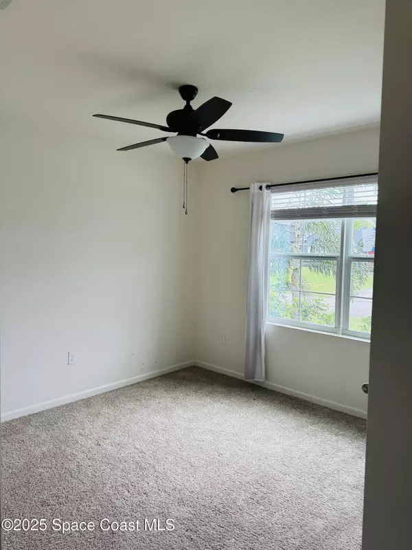 Palm Bay, FL 32909,571 Coconut ST SE