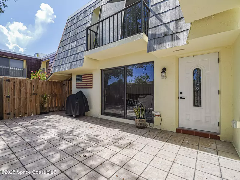 1170 6th Ave #8b, Vero Beach, FL 32960