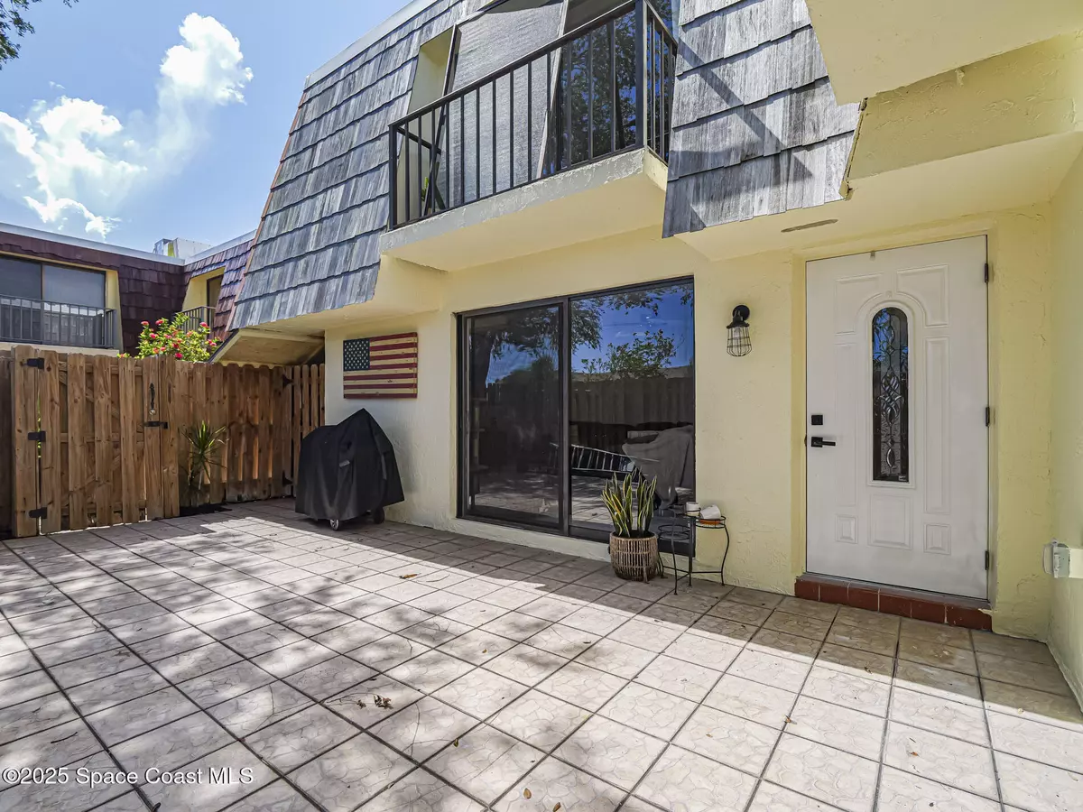 Vero Beach, FL 32960,1170 6th Ave #8b