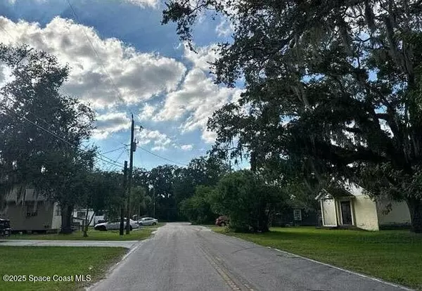 Sanford, FL 32771,1504 W 13th PL